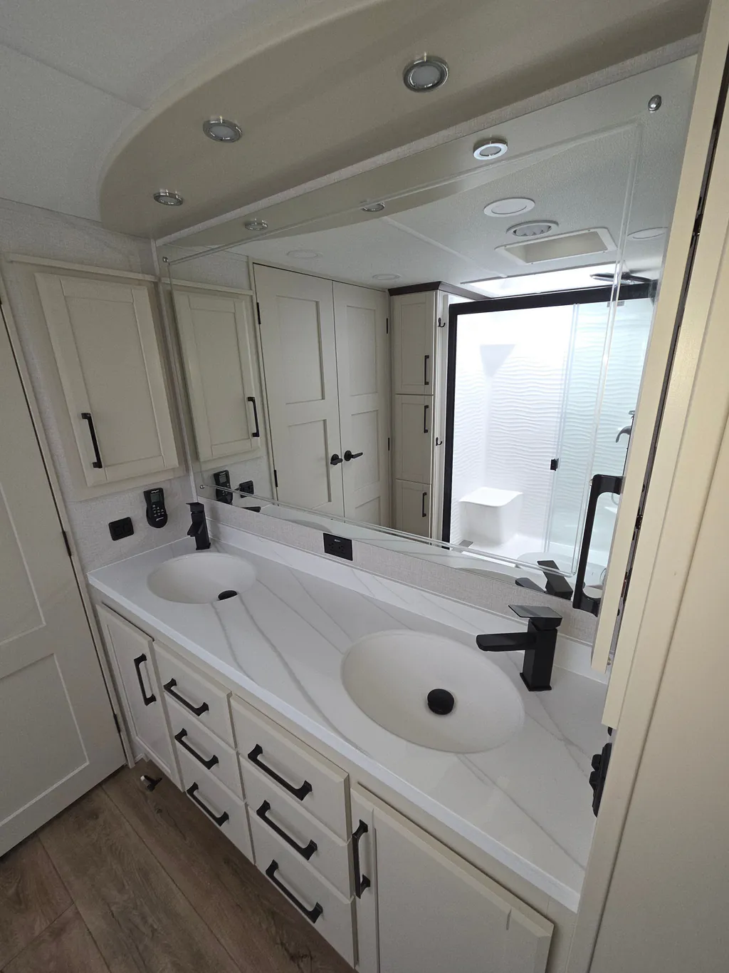 2026 Forest River Riverstone Legacy 43BFC, Photos photo 47