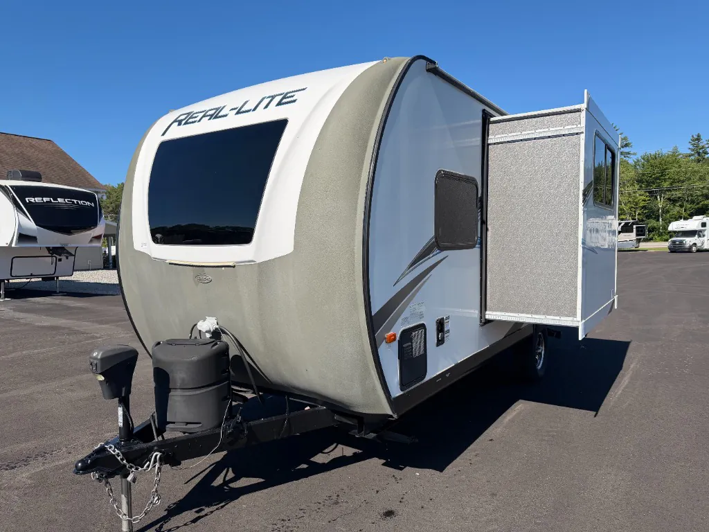 2021 Palomino Real-Lite Mini 189 - Photo 2