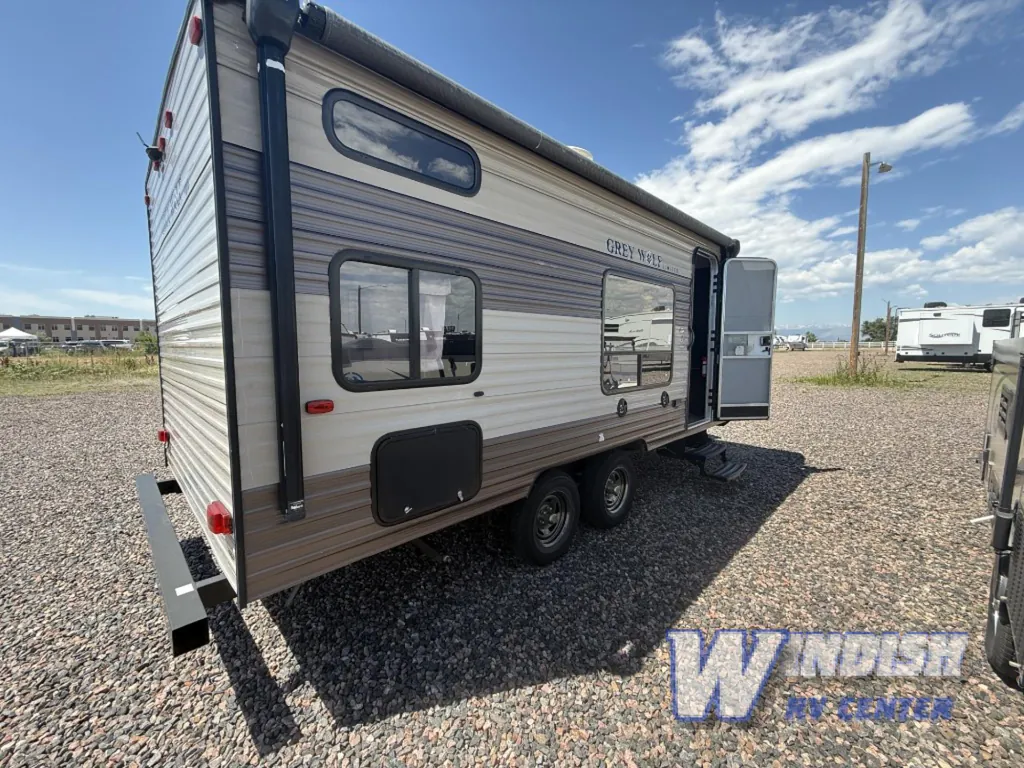 2017 Forest River Cherokee Grey Wolf 17BHSE, Photos photo 6