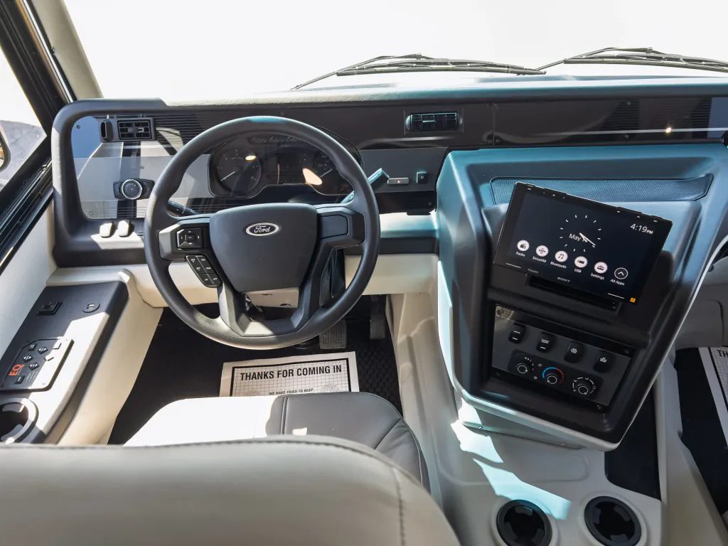 2027 Entegra Coach Vision XL 36C, Photos photo 2