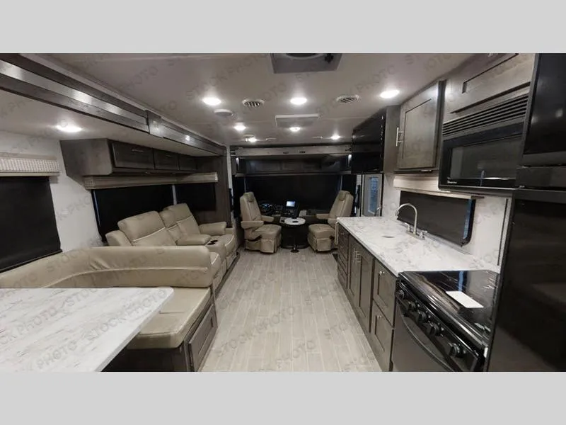 2021 Forest River Georgetown 3 Series GT3 32A3 - Photo 3