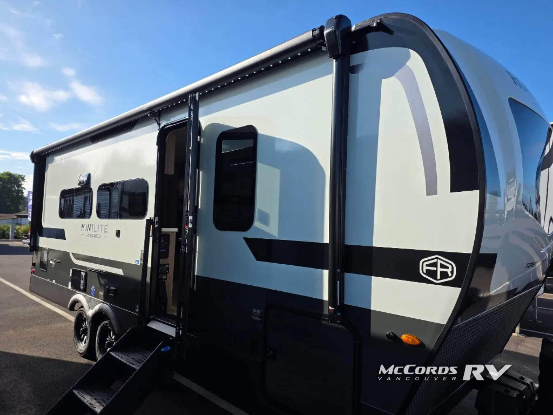 2027 Forest River Rockwood Mini Lite 2524FBT — Photo 5
