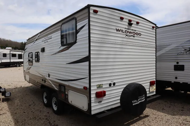 2018 Forest River Wildwood X-Lite 201BHXL, Photos photo 4