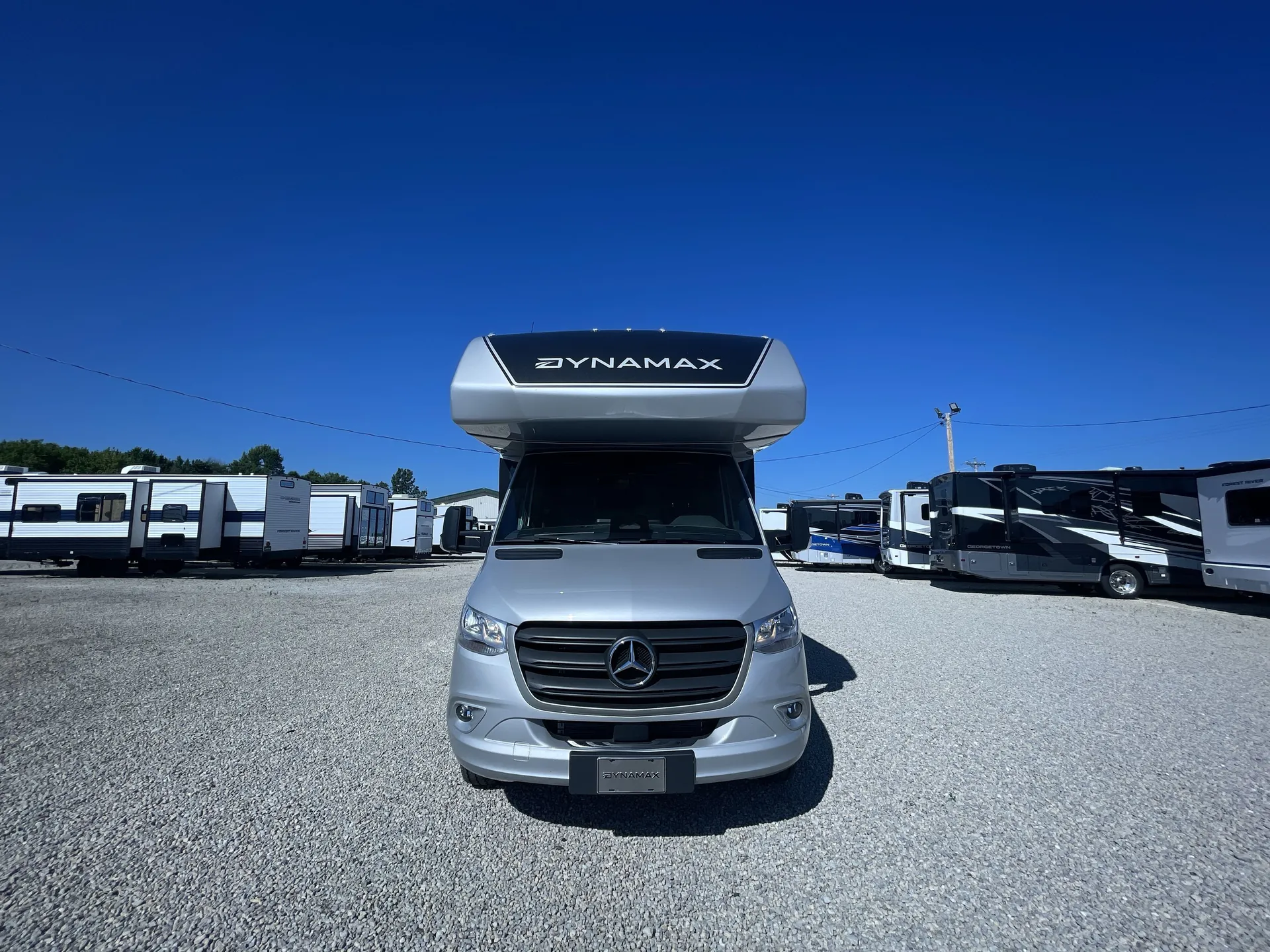 2026 Dynamax Isata 3 24TW — front