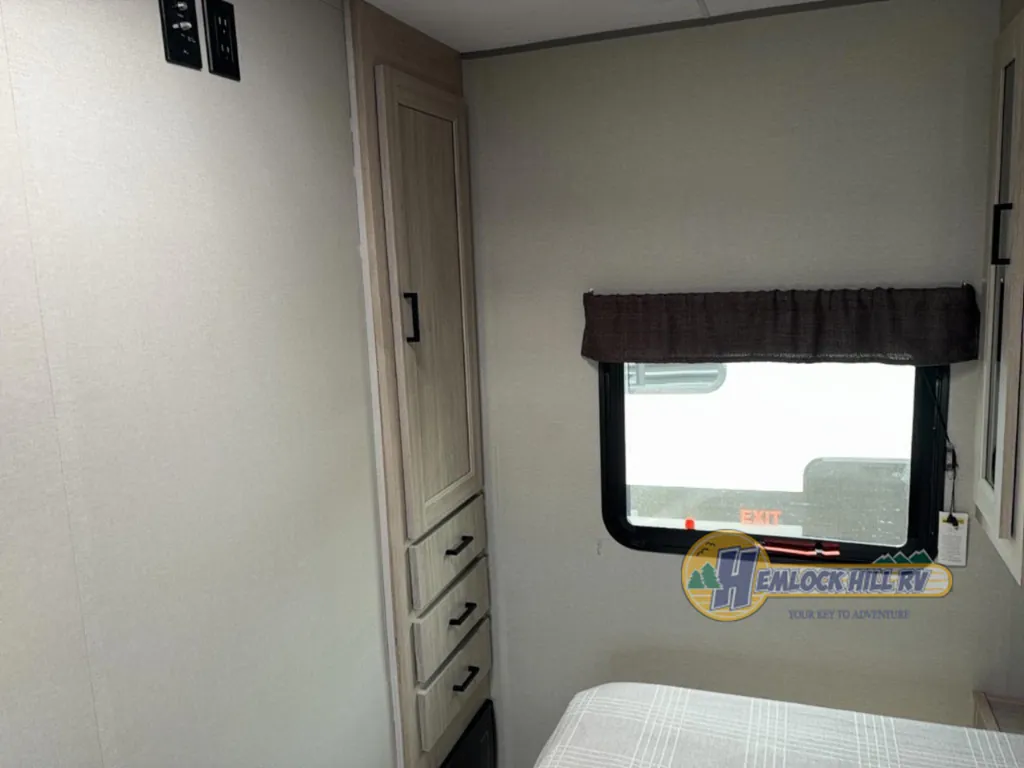 2026 Coachmen Catalina Legacy Edition 283RNR, Photos photo 31