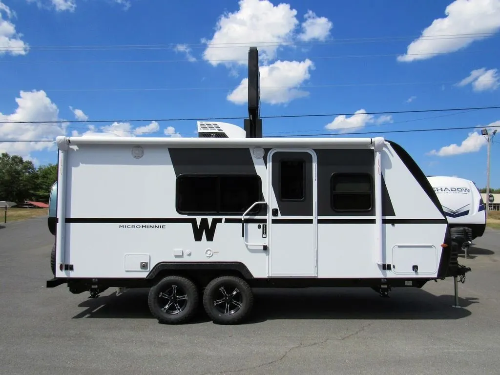 2026 Winnebago Thrive 25RLS - Photo 4