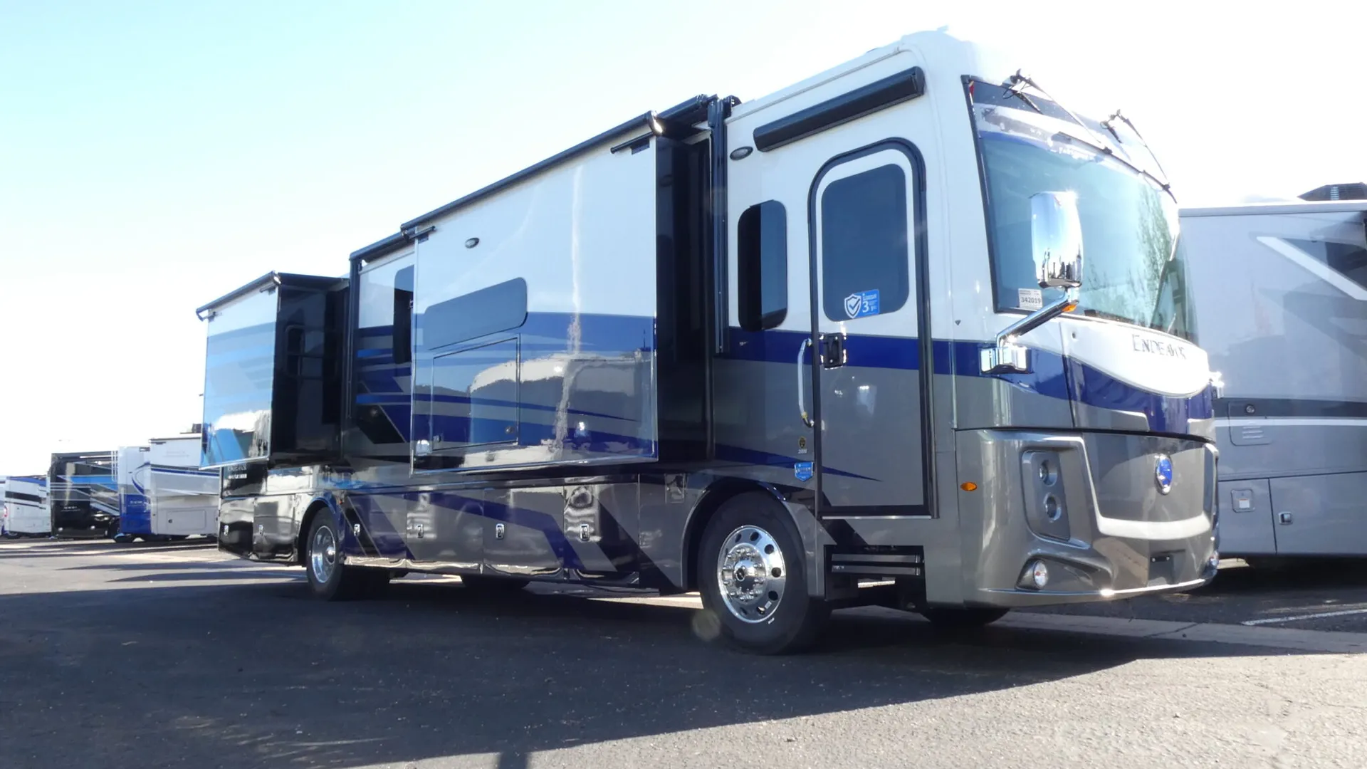 2026 Holiday Rambler Endeavor 38N - Photo 2