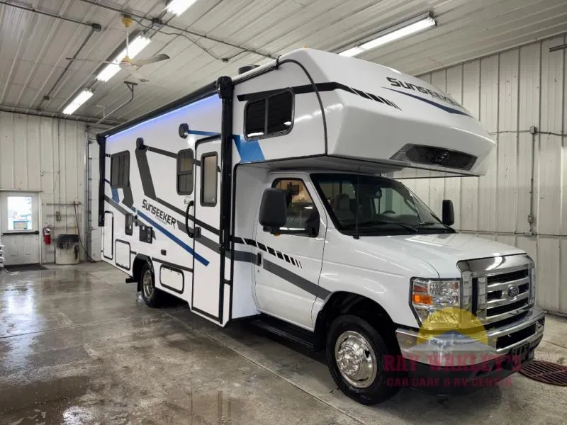 2025 Forest River Sunseeker LE 2150SLE - Photo 2