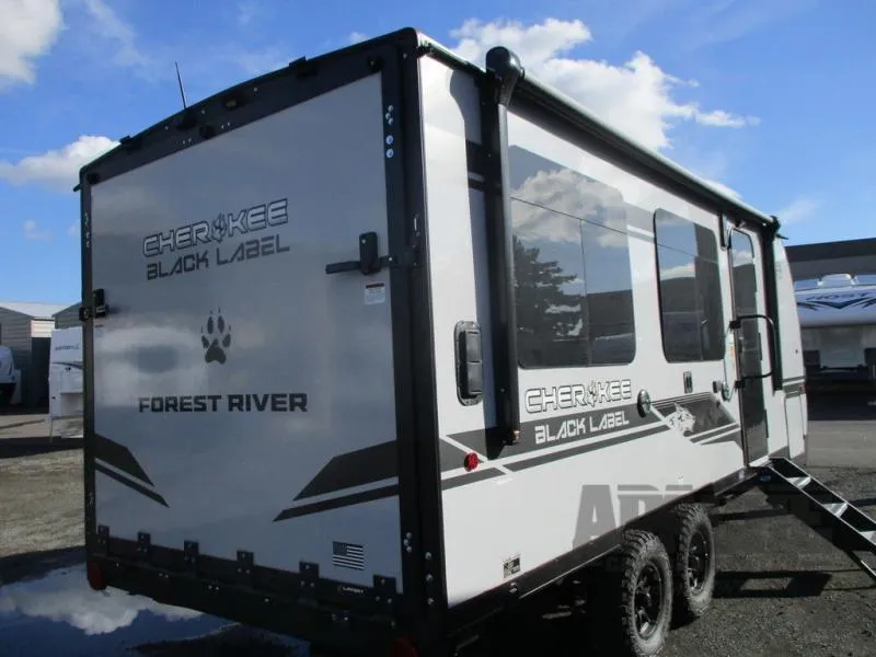 2026 Forest River Cherokee Grey Wolf Black Label 18RRBL - Photo 2