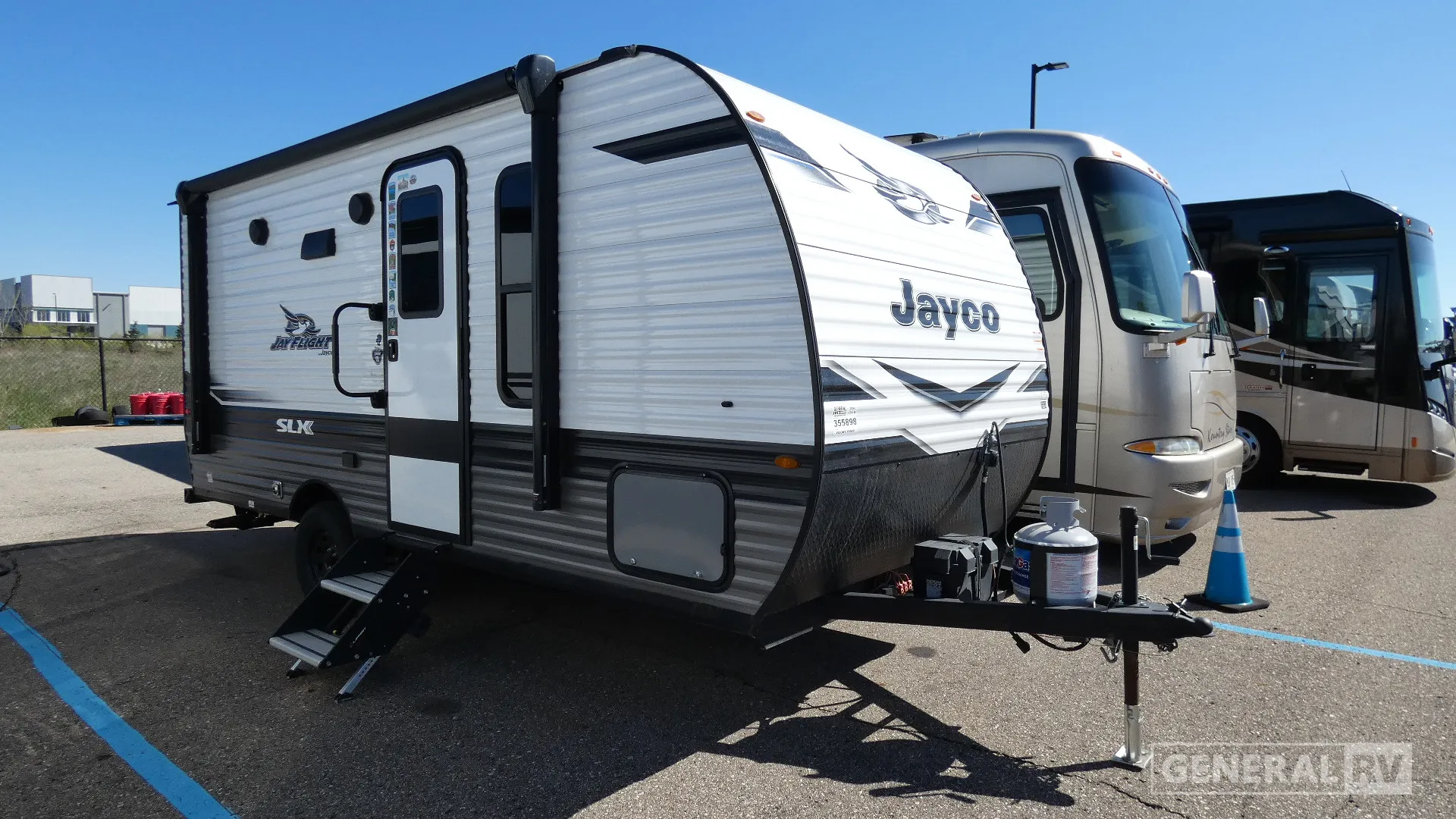 2024 Jayco Jay Flight SLX 183RB - Photo 2