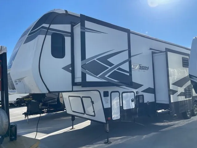 2020 Keystone Fuzion Impact 367 - Photo 3