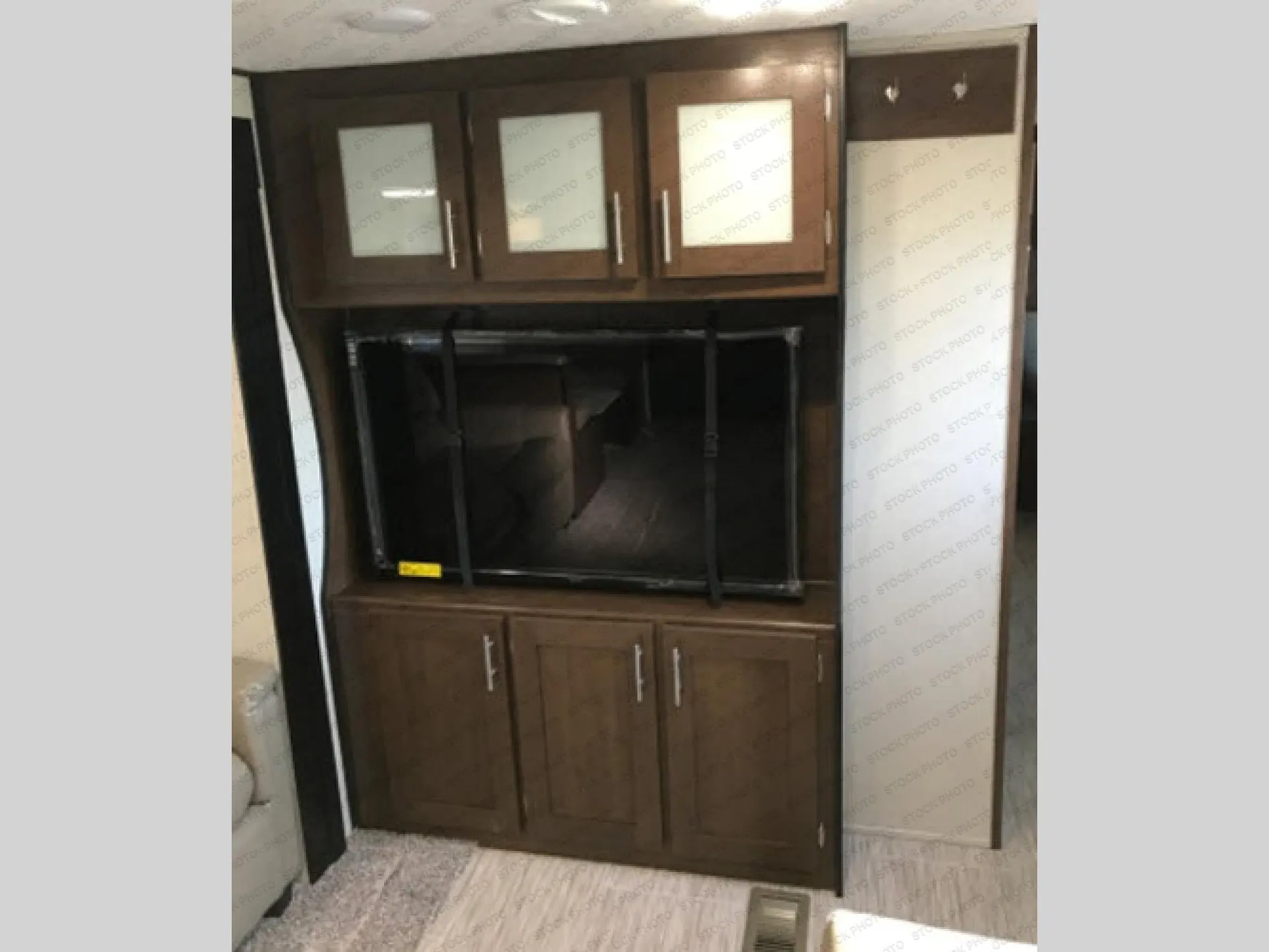 2018 Prime Time Avenger 27RKS - Photo 3