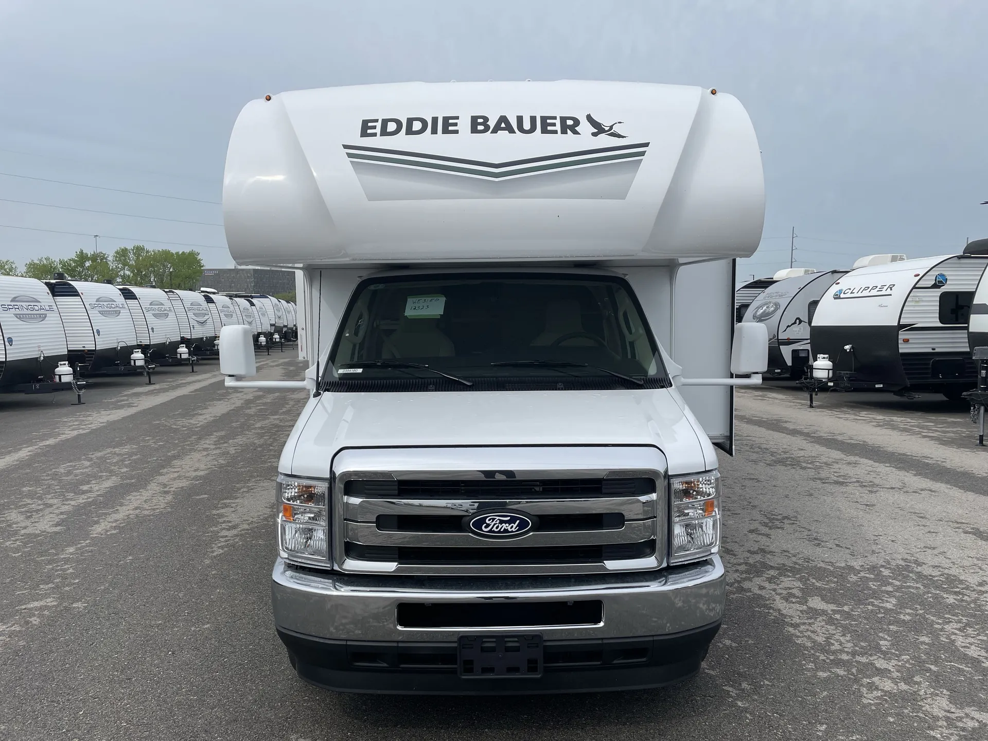 2026 Thor Motor Coach Freedom Eddie Bauer 31ED — front
