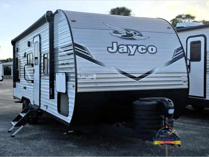 2025 Jayco Jay Flight SLX 210QB - Photo 2