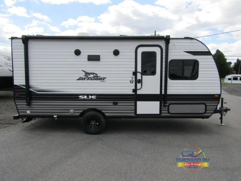 2024 Jayco Jay Flight 174BH - Photo 2