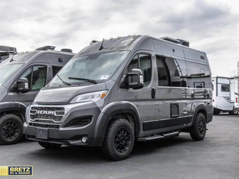 2027 Thor Motor Coach Rize 18Z - Photo 2