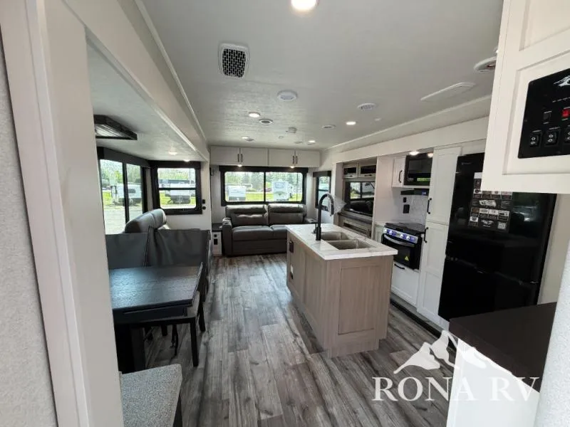 2026 Open Range RV Roamer Light Duty 29RLTS - Photo 3