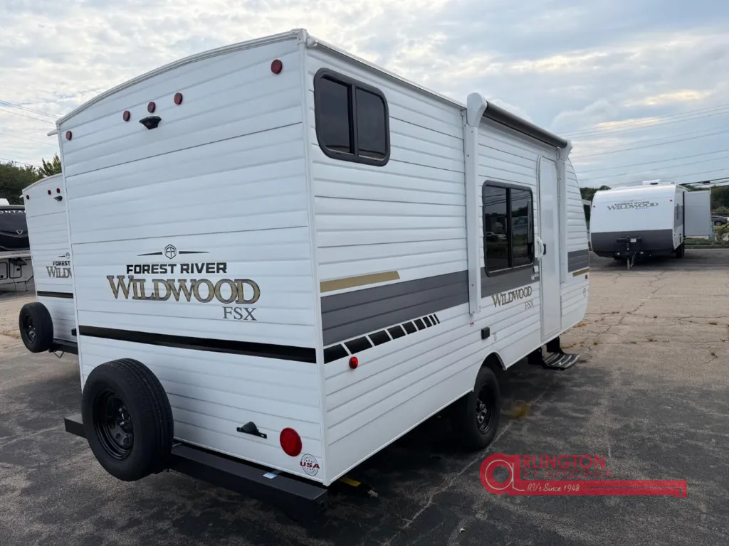 2027 Forest River Wildwood FSX 174DBLE, Photos photo 4