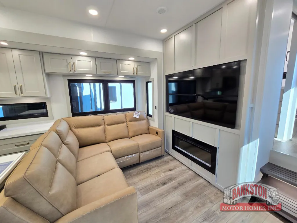 2027 Brinkley Model G 3970, Photos photo 31