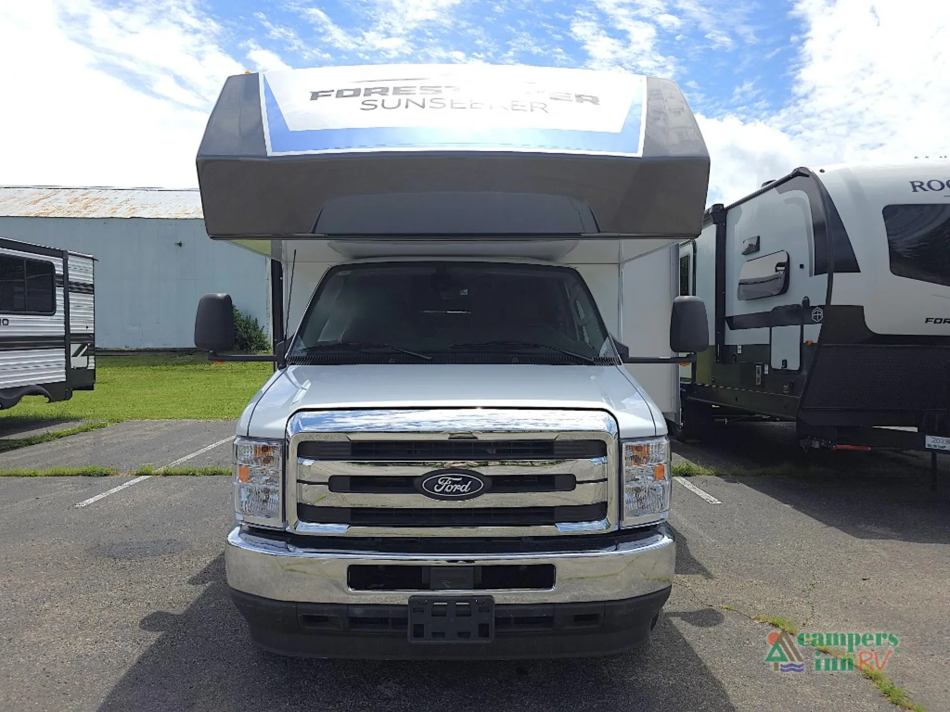 2027 Forest River Sunseeker 3010DS - Photo 4