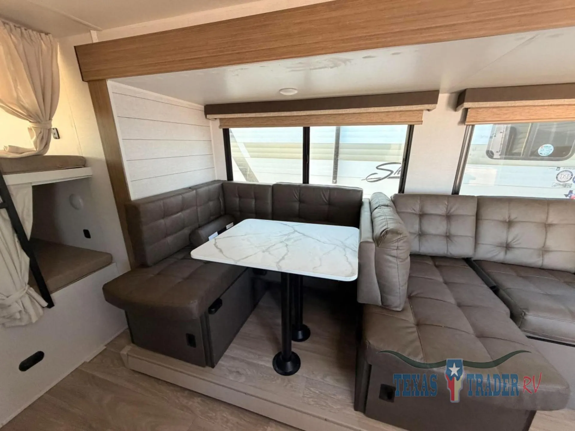 2027 Forest River Wildwood 263BHXL — Photo 5