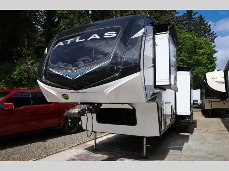 2023 Keystone RV Atlas 2292RLF - Photo 3