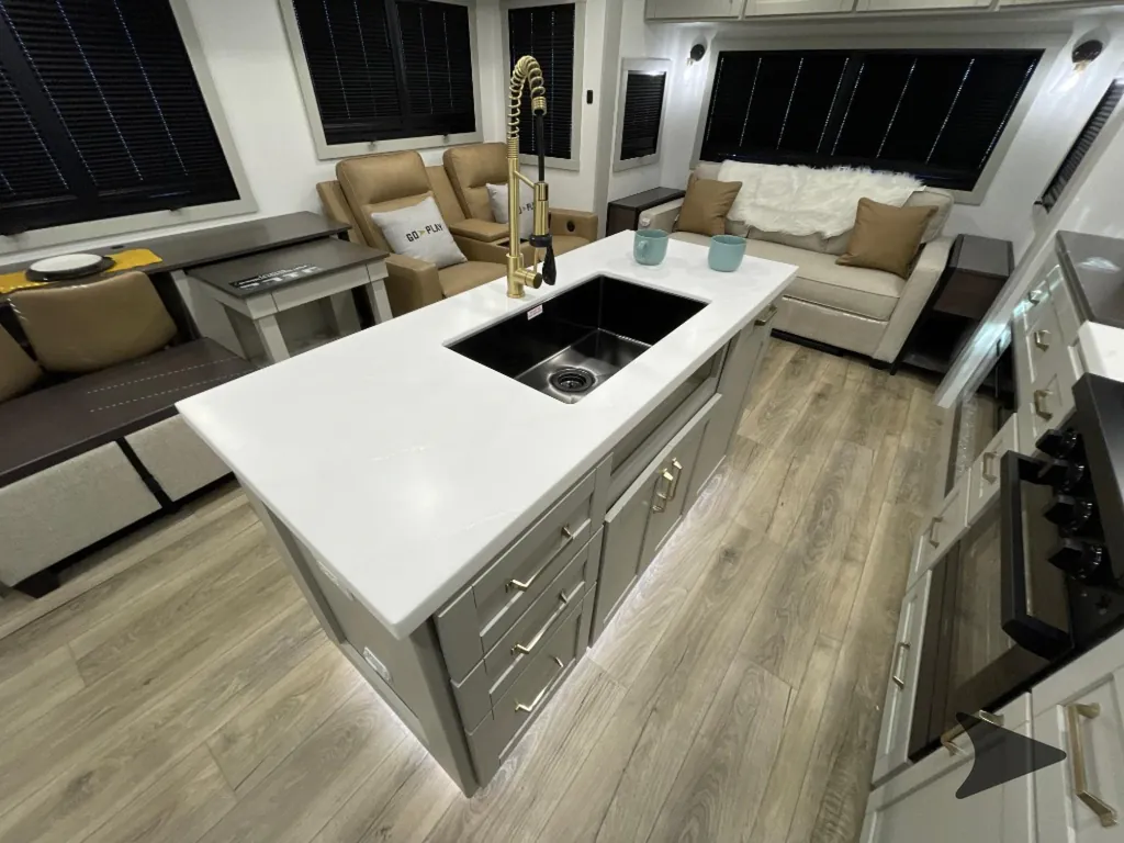 2026 Brinkley Model Z Air 297, Photos photo 3