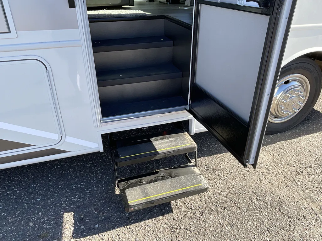 2026 entegra coach Vision 27A, Photos photo 33