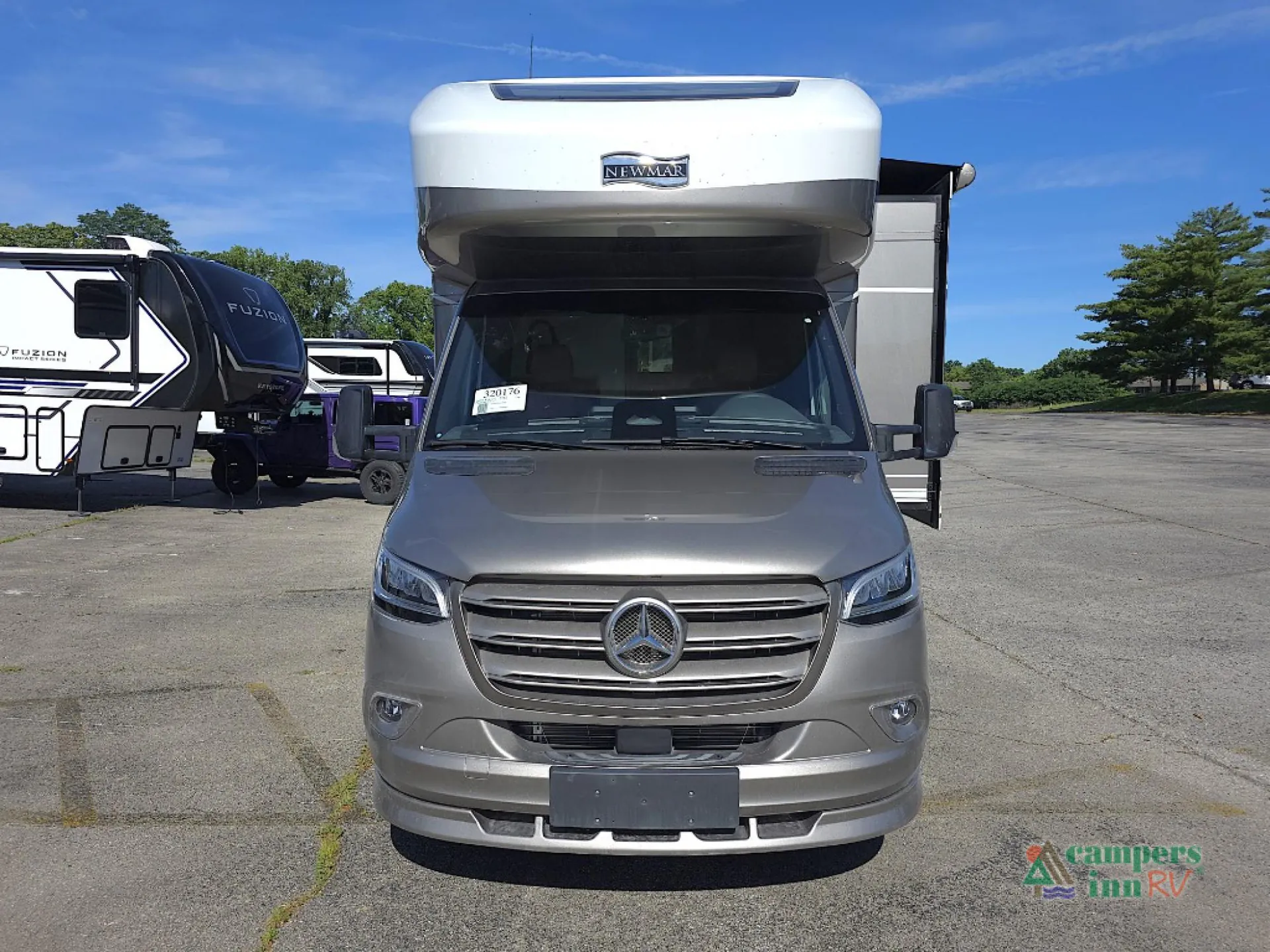 2027 Newmar Freedom Aire 2512 - Photo 3