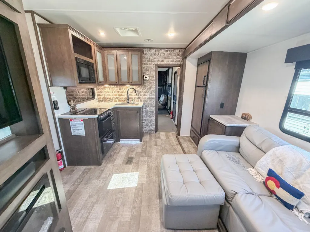 2021 Forest River XLR Hyperlite 3412, Photos photo 4