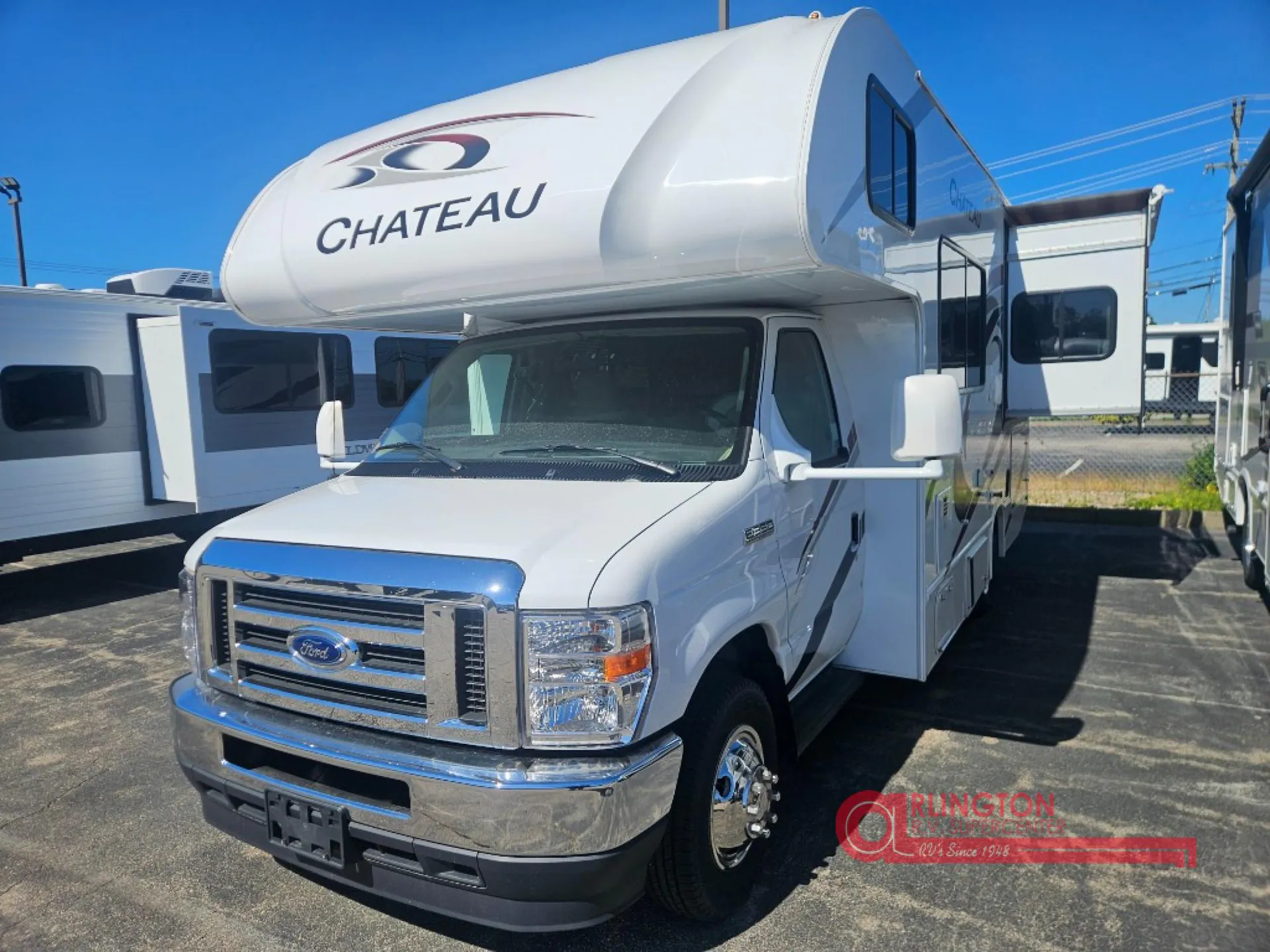 2022 Thor Motor Coach Chateau 22B - Photo 3