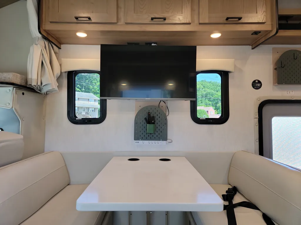 2024 nexus rv Ghost 33DS, Photos photo 14