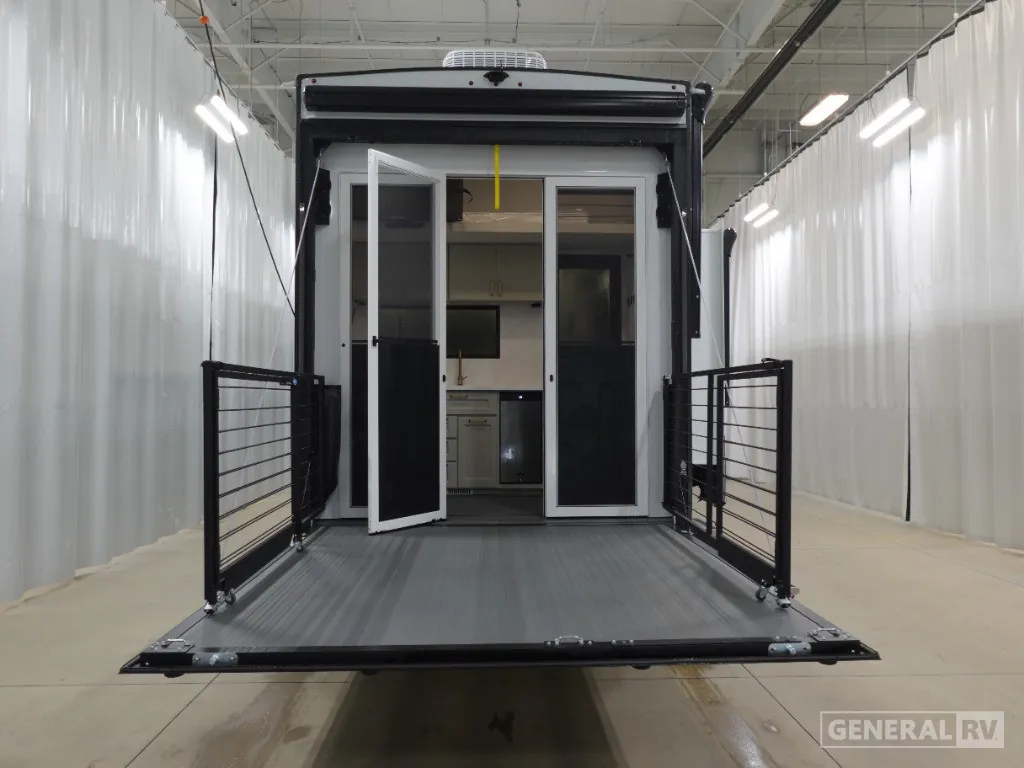 2025 Brinkley Model G 3250, Photos photo 36