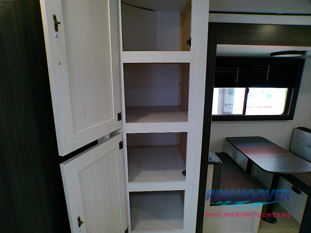 2027 Shasta RVs i-5 Edition 532BEDS, Photos photo 47