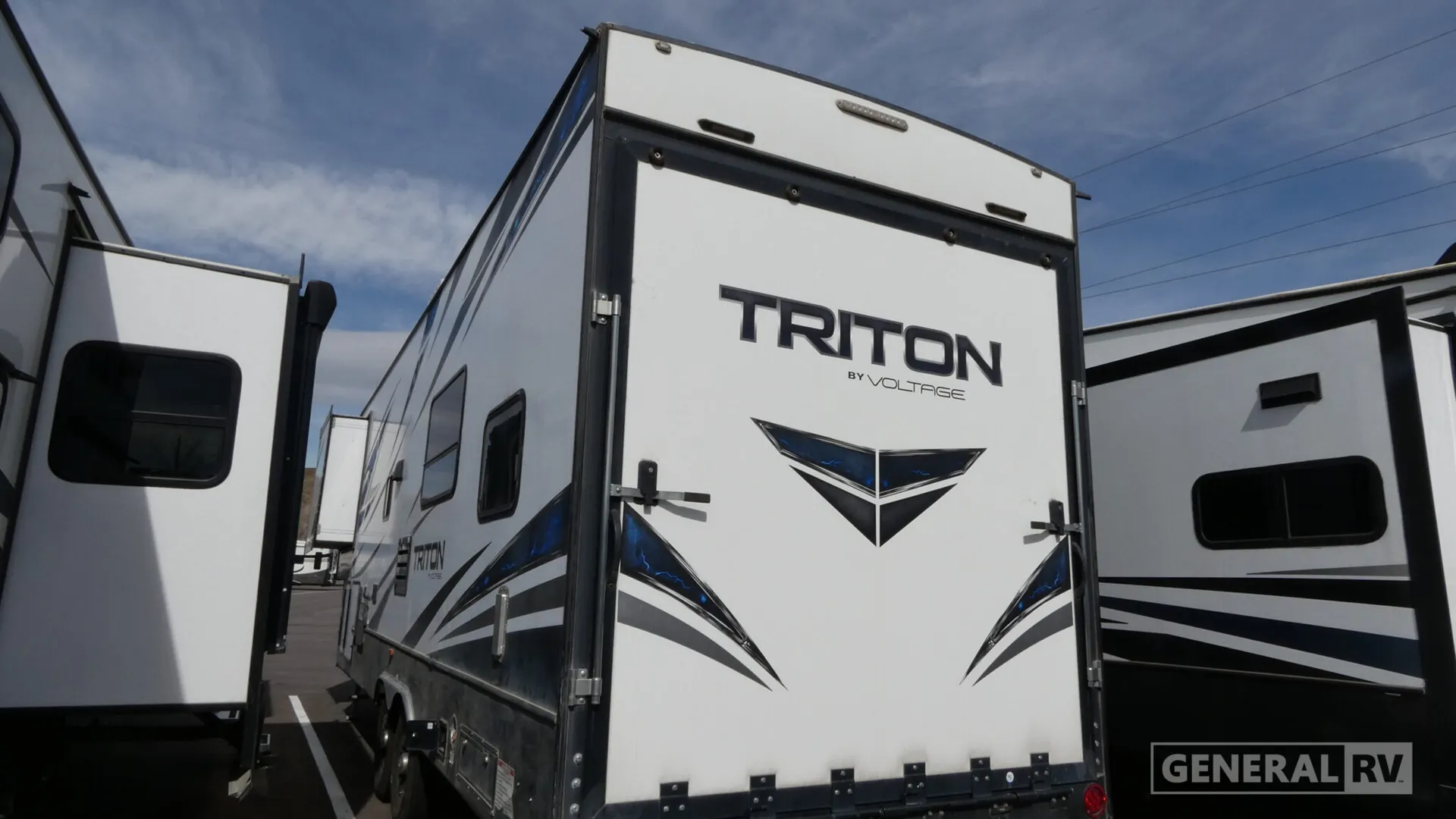 2018 Dutchmen Triton 2951 - Photo 4