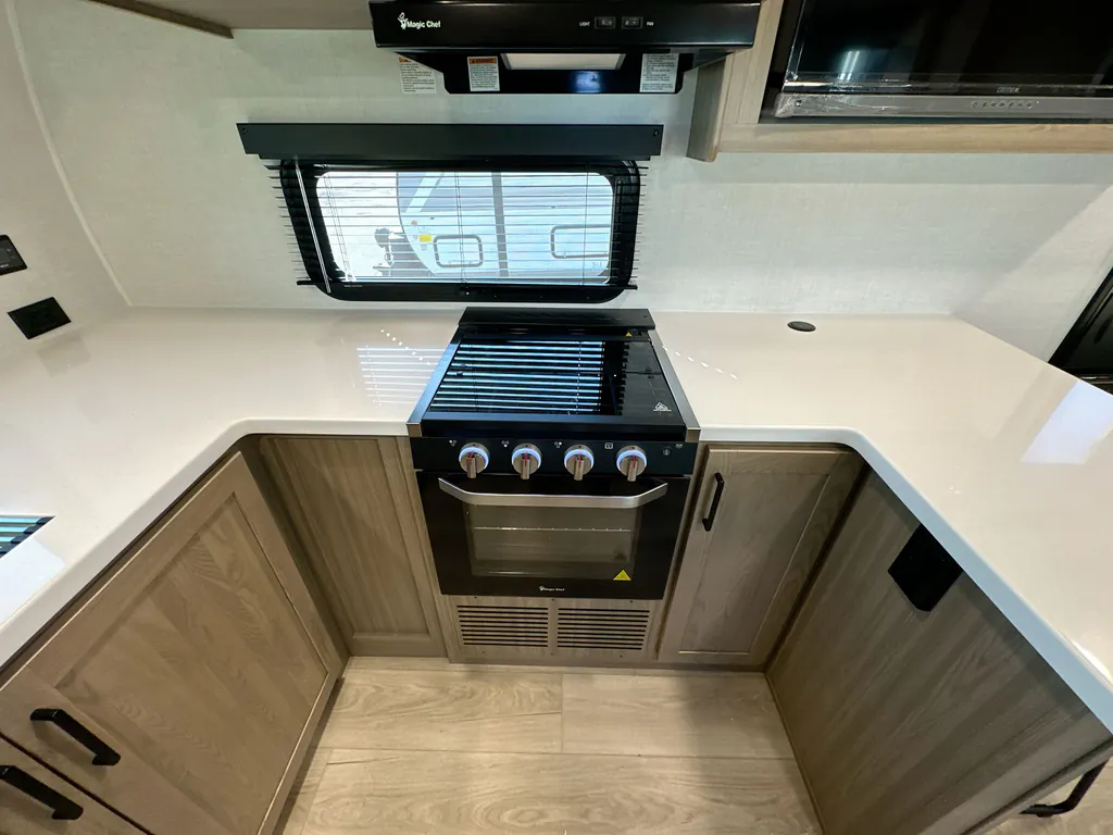 2027 Forest River Rockwood Mini Lite 2523MBR, Photos photo 14