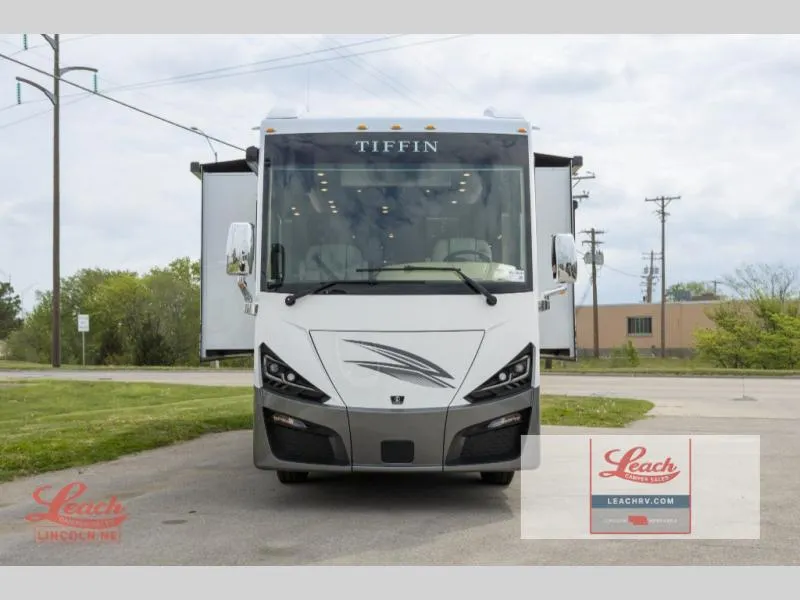 2026 Tiffin Phaeton 40 IH - Photo 3