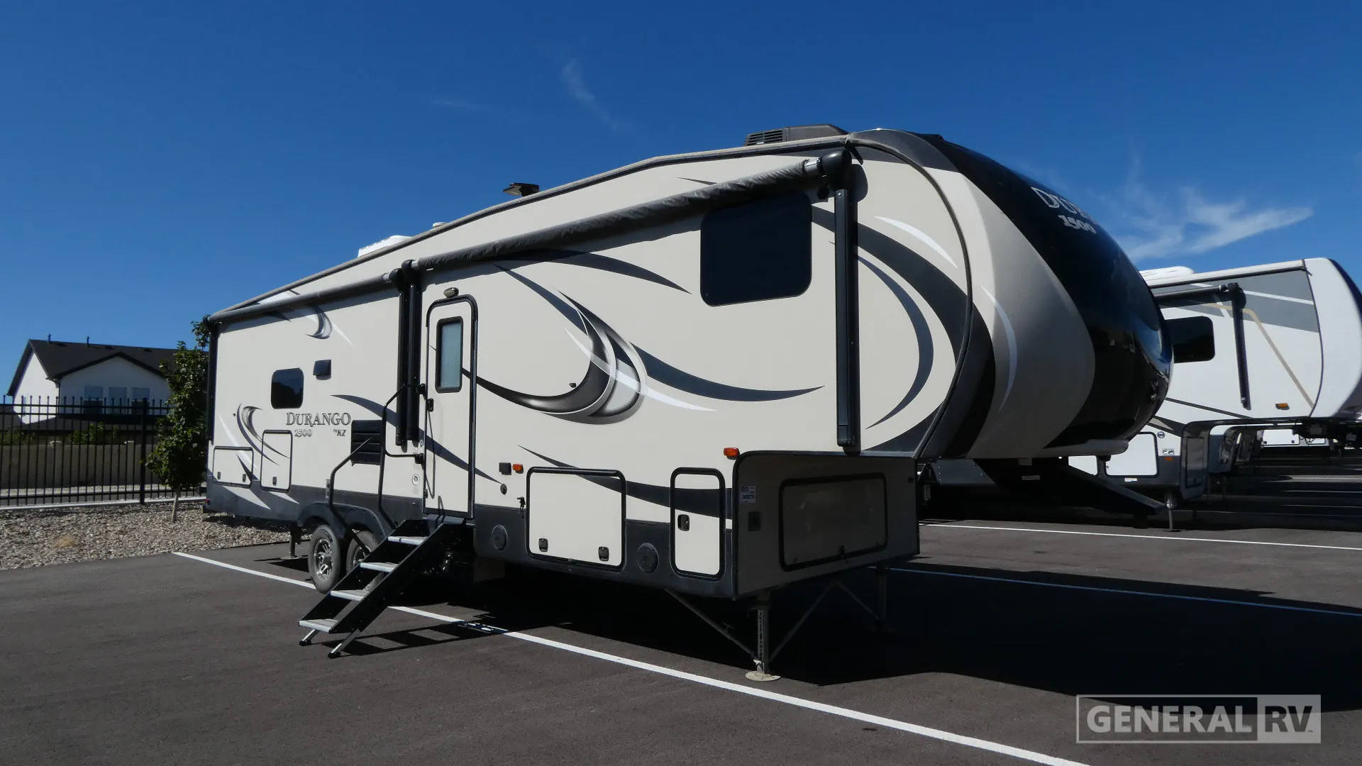 2017 K-Z Durango 1500 D286BHD - Photo 2