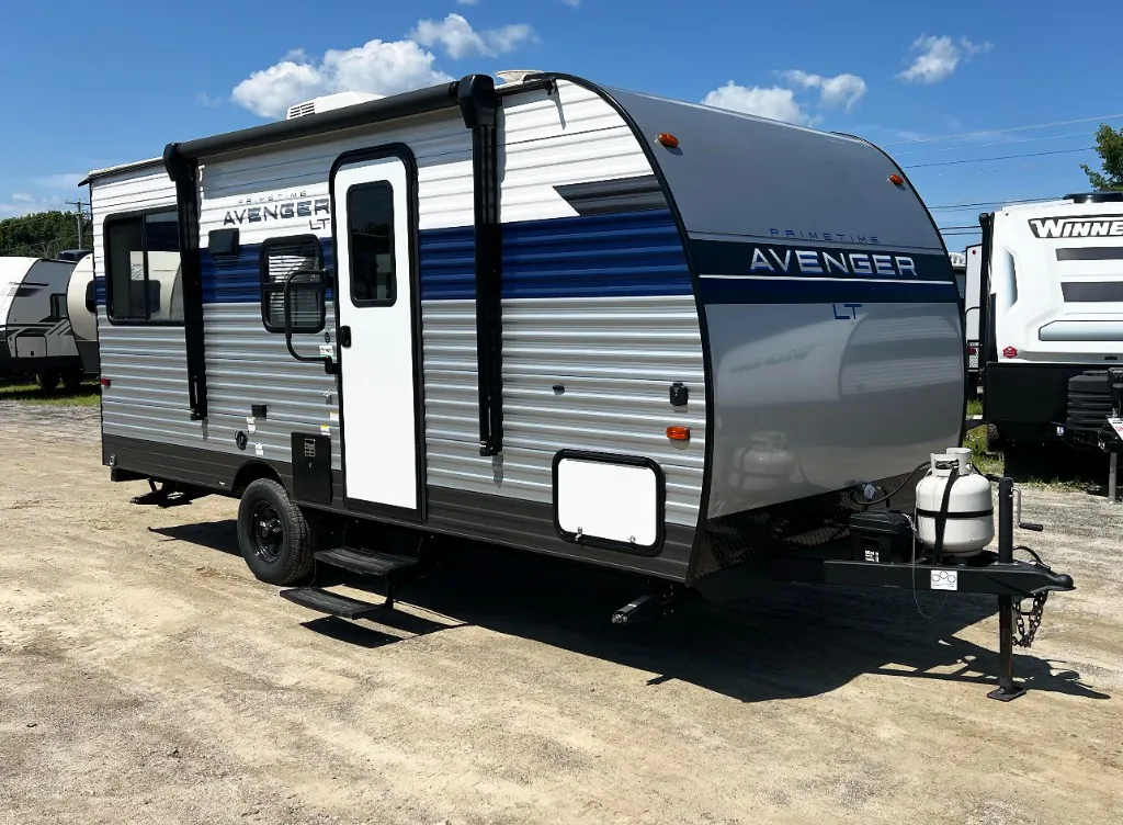 2022 Prime Time Avenger LT 16RD - Photo 2