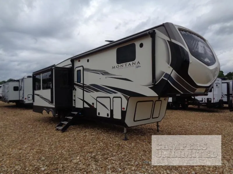 2020 Keystone Montana High Country 295RL - Photo 2