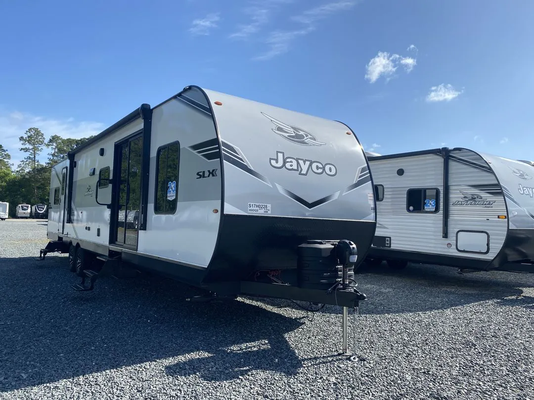 2025 Jayco Jay Flight SLX 380DQS - Photo 2