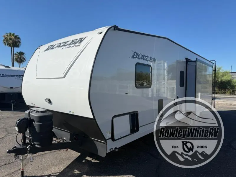 2025 Genesis Supreme Blaze 3215FSXL - Photo 2