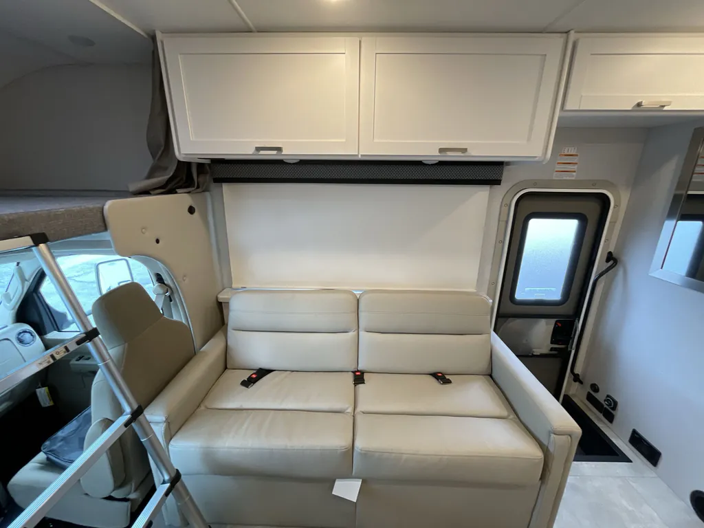 2026 Thor Motor Coach Freedom Elite 28HE, Photos photo 8