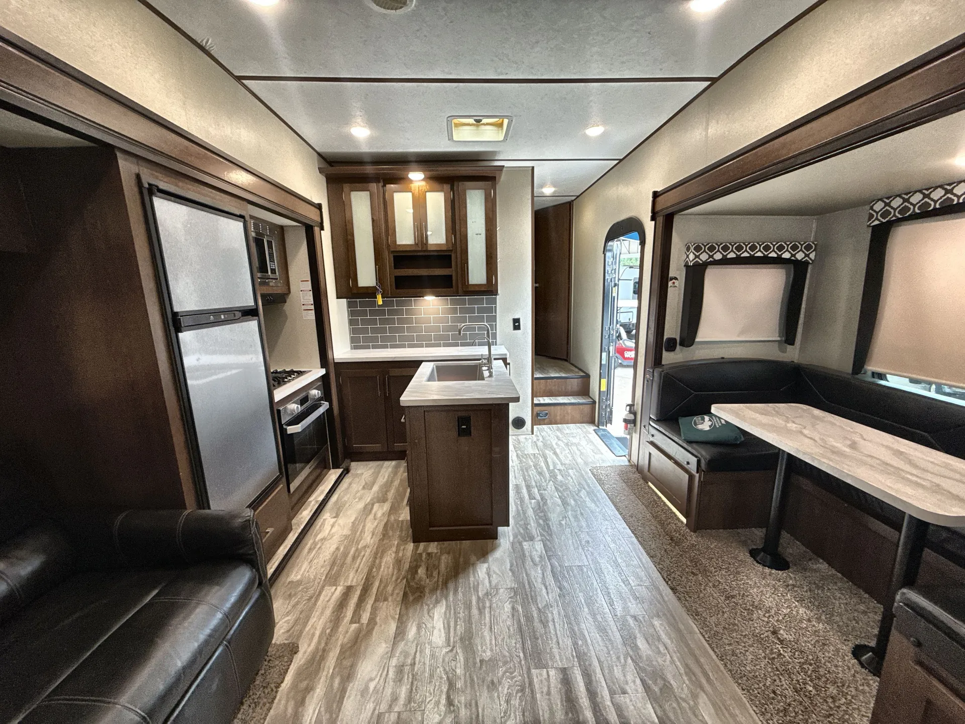 2020 Prime Time Crusader Lite 33BH — living area main