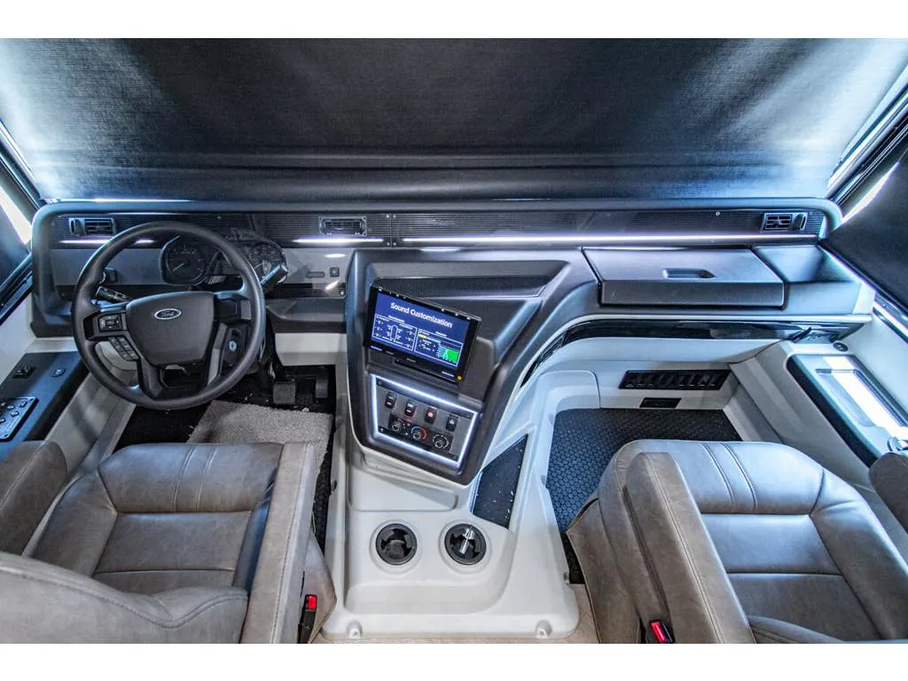2027 Entegra Coach Emblem 36U, Photos photo 38