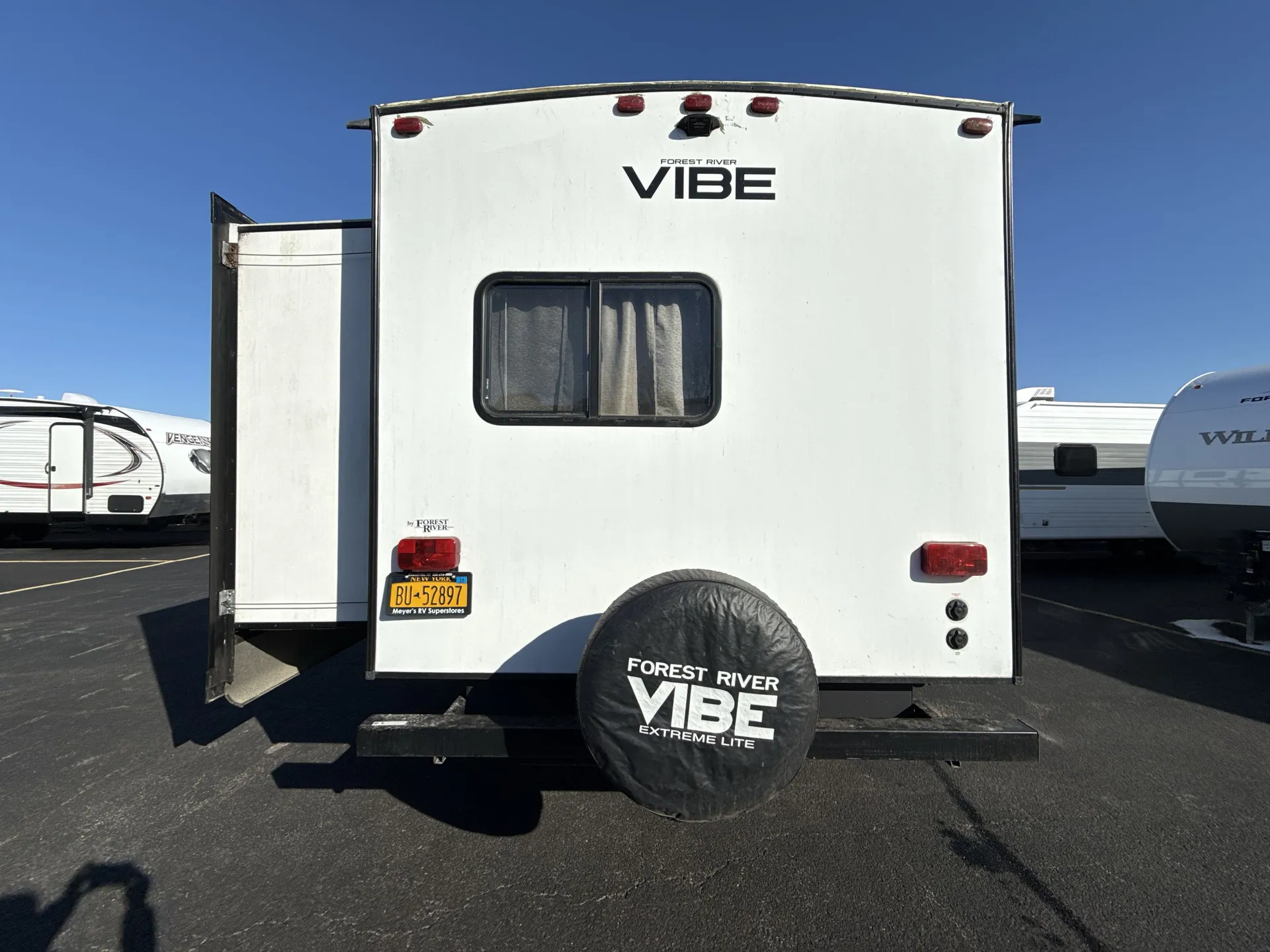 2020 Forest River Vibe 32BH — backside