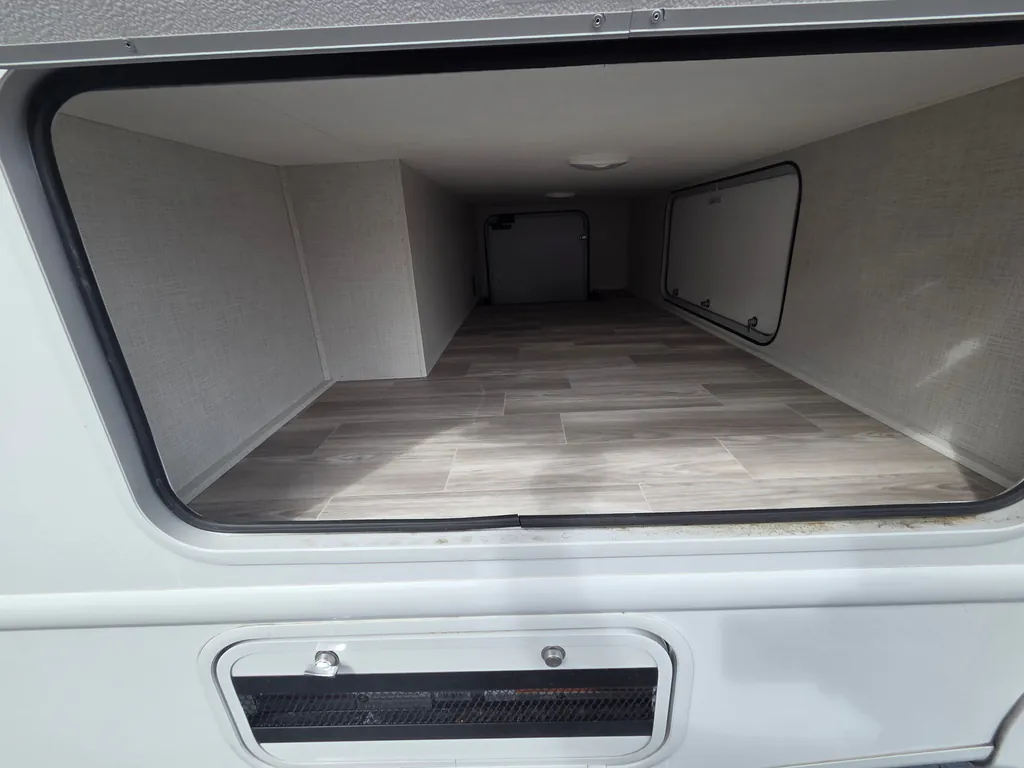 2026 Thor Motor Coach Axis 26.2, Photos photo 14