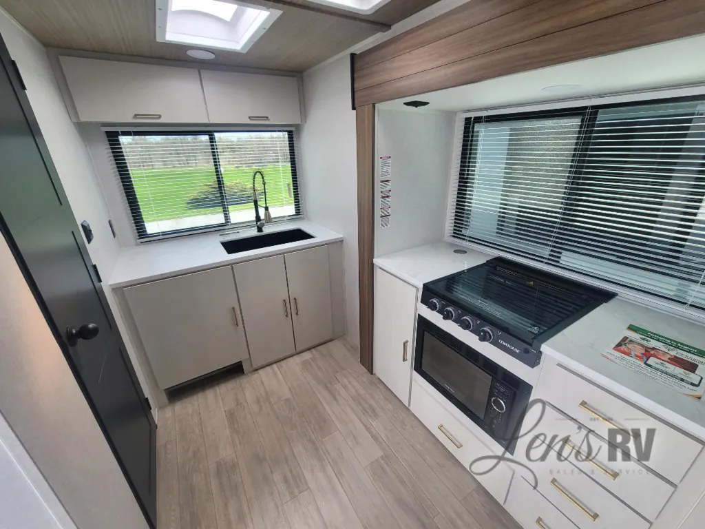 2026 Forest River Vibe Extreme Lite 2500CK, Photos photo 5