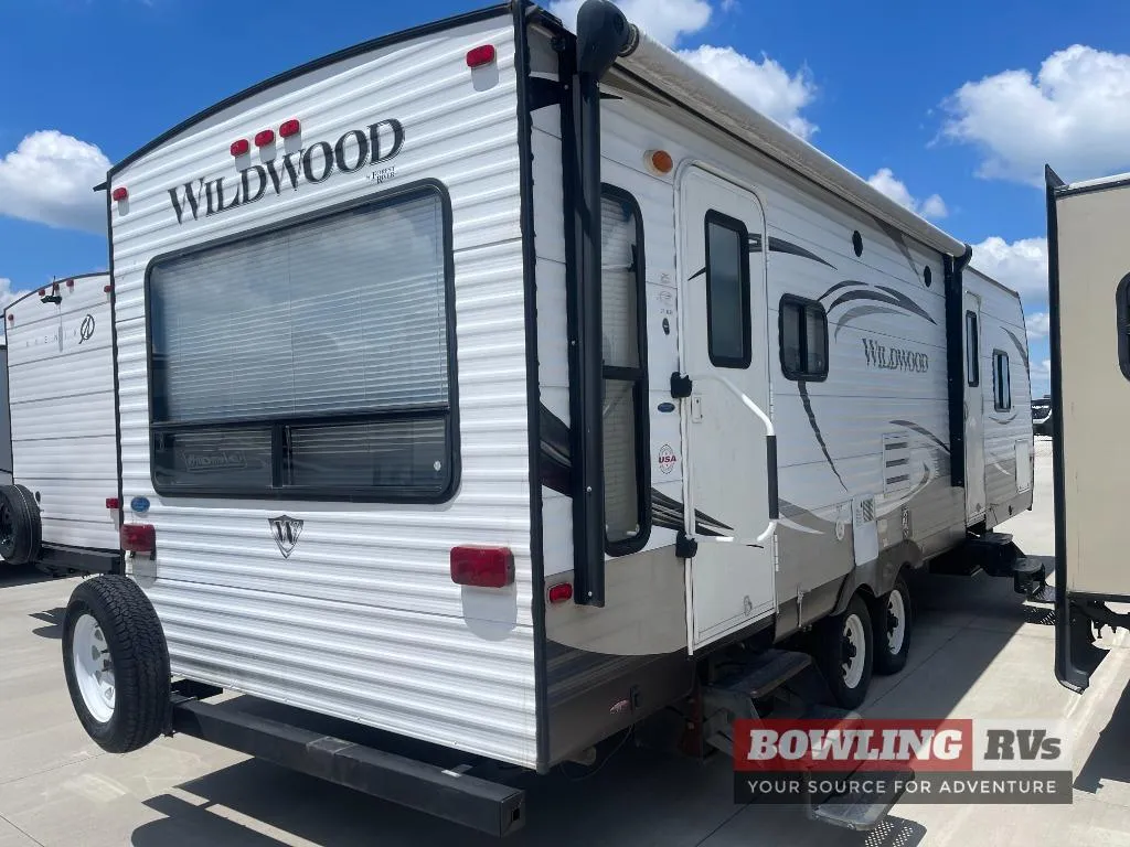 2013 Forest River RV Wildwood 27RLSS - Photo 4