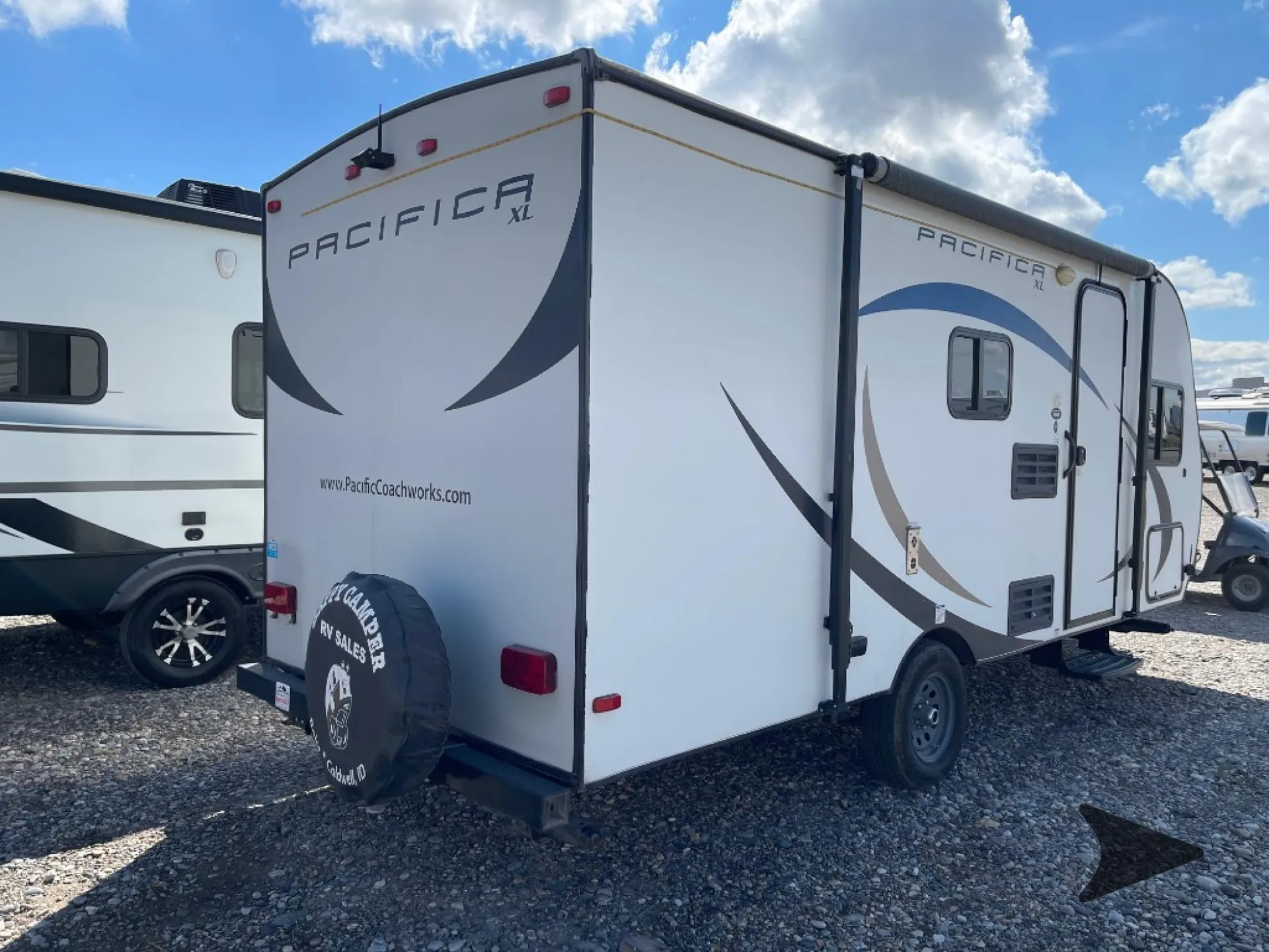 2019 Pacific Coachworks Pacifica XL 16BH - Photo 4